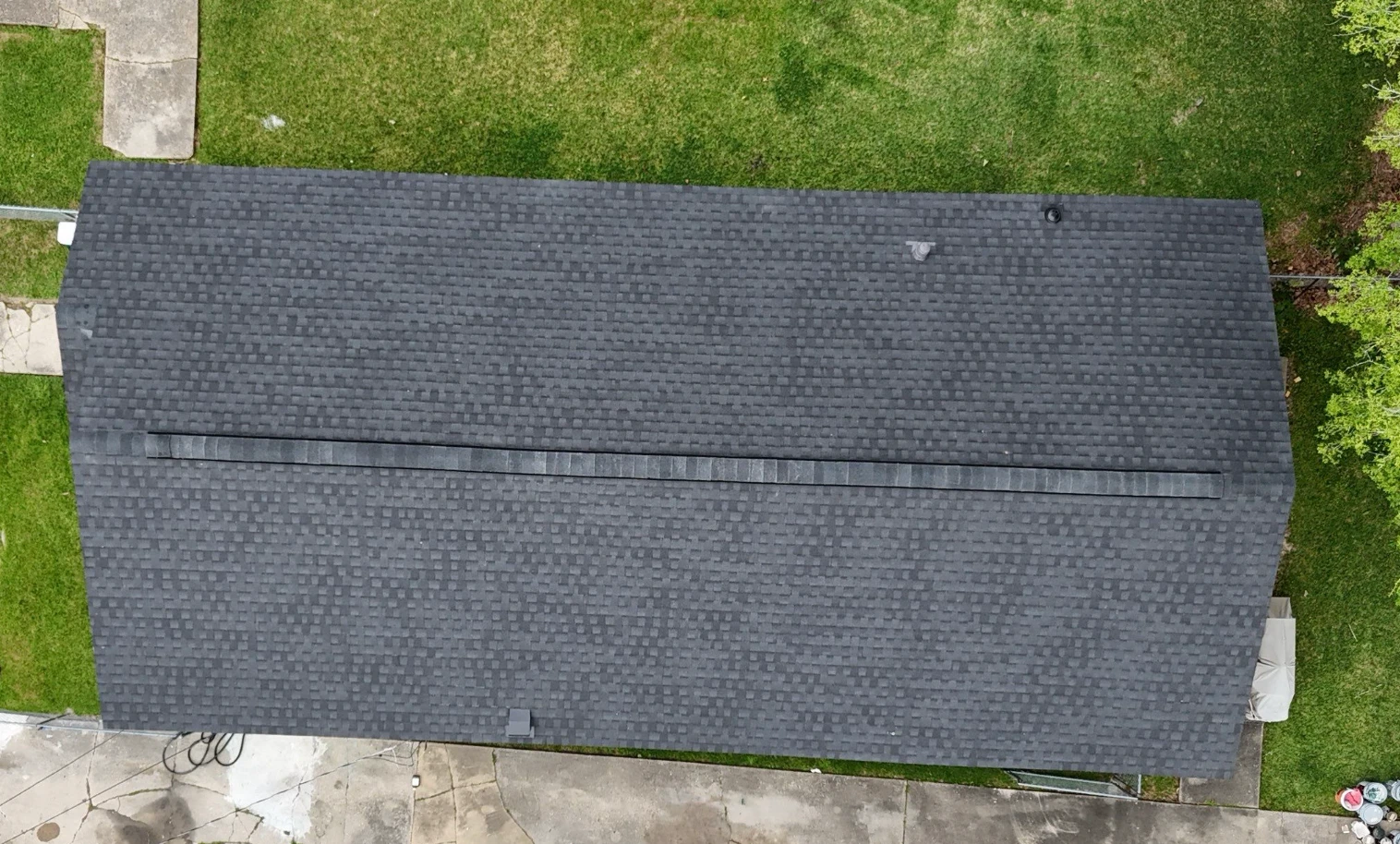 Completed FORTIFIED asphalt shingle roof on a South Louisiana home