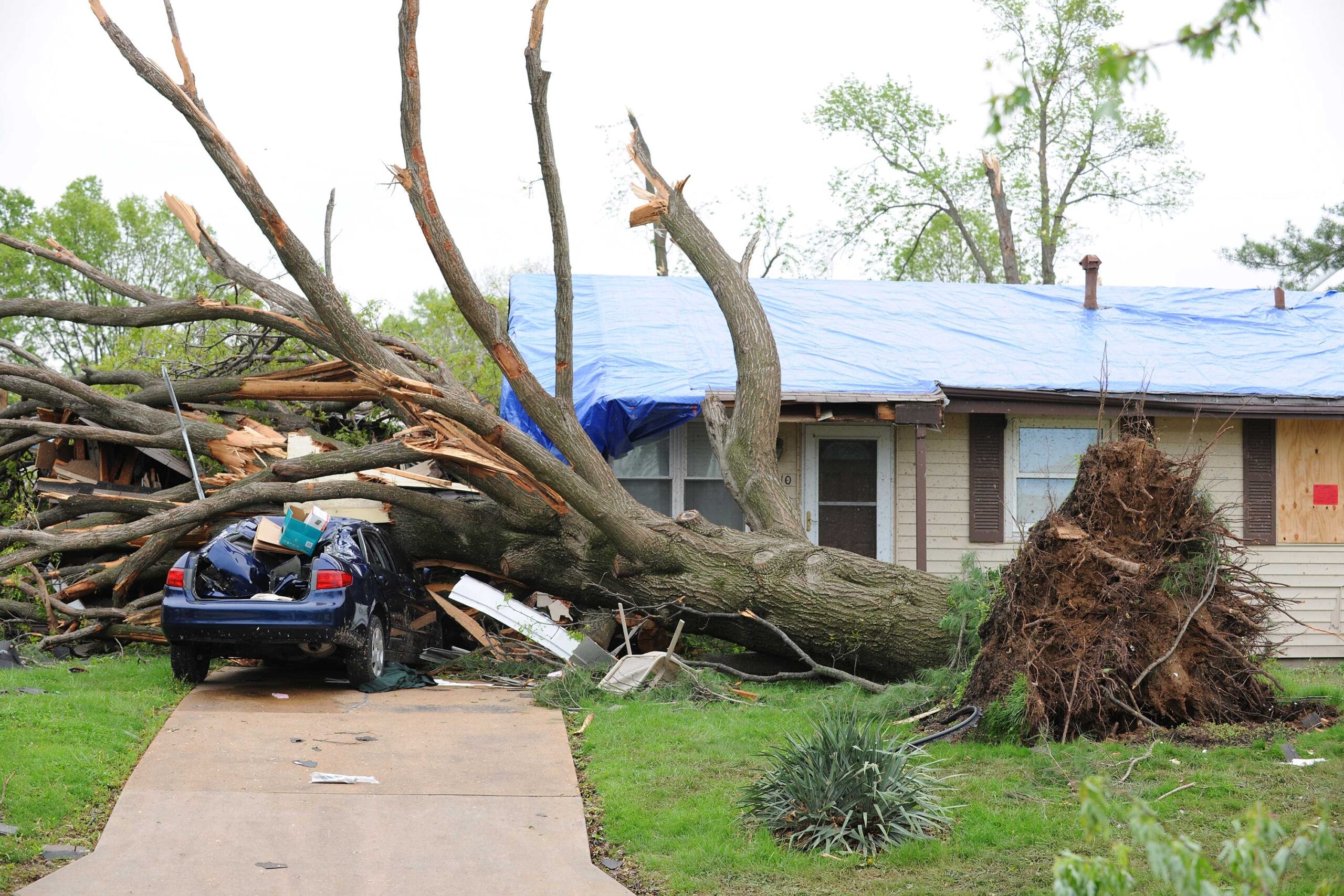 roof storm damage, storm damage roof repair