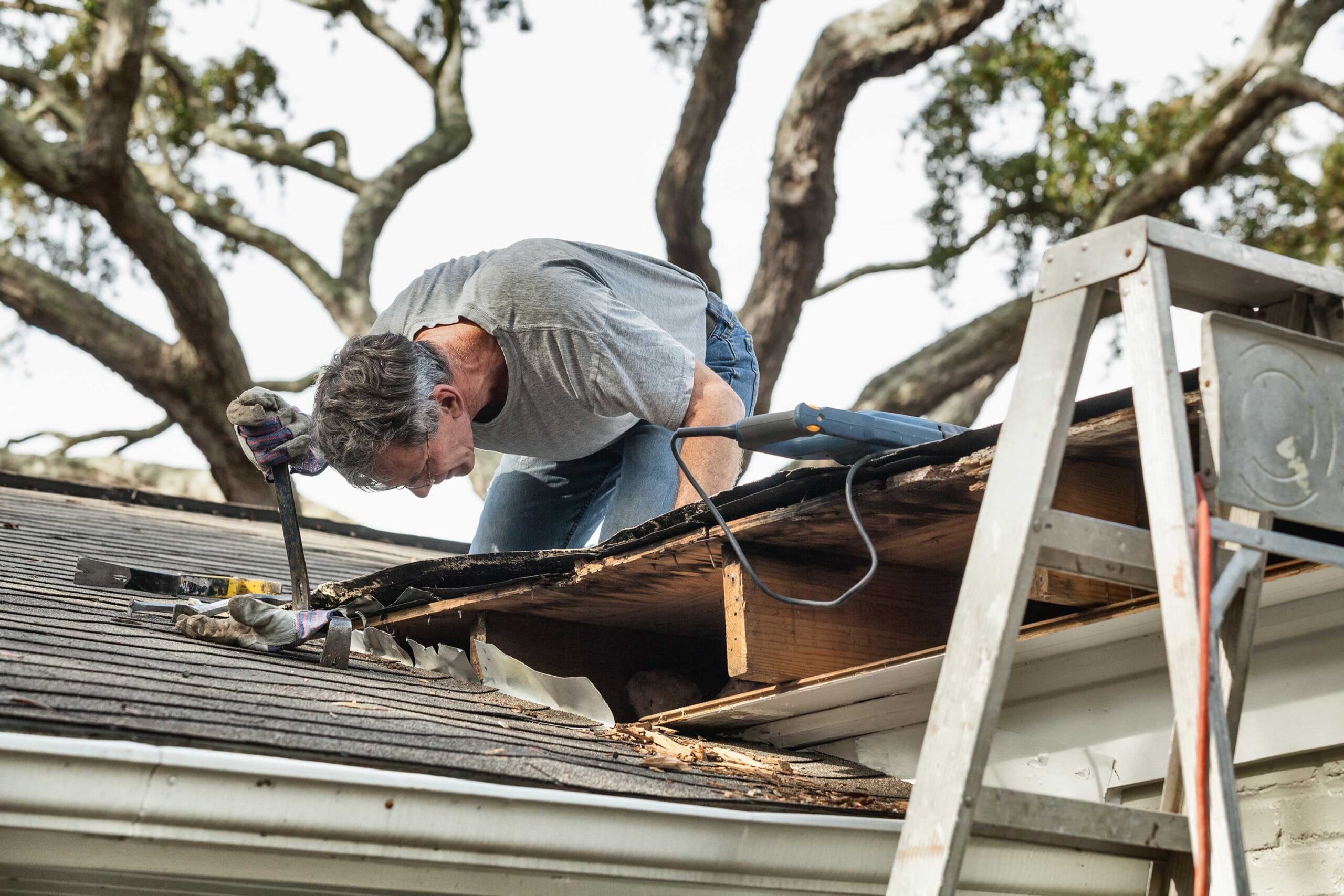 roof storm damage, storm damage roof repair